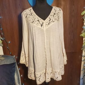Zac and Rachel White and Blue Peasant Blouse with Lace